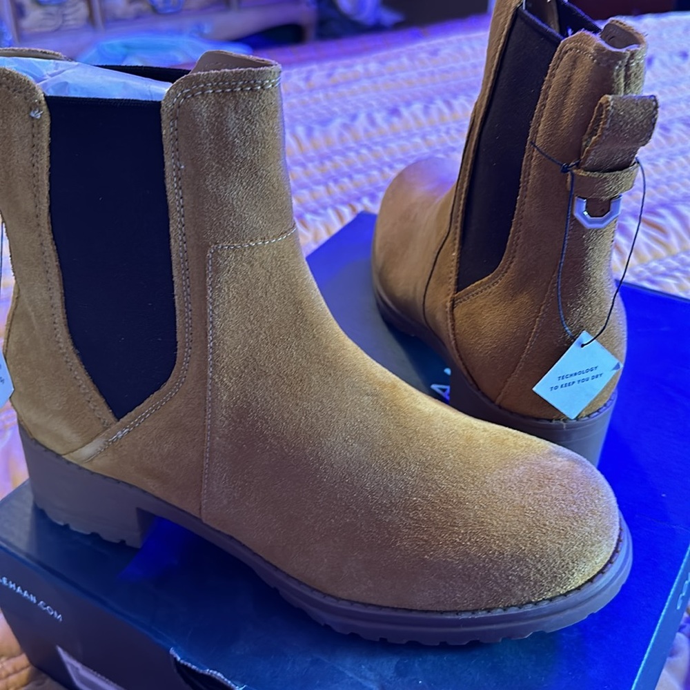 Suede Chelsea boots